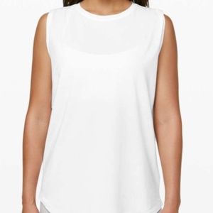 Lululemon - Muscle Tank - Size 6/Medium in White